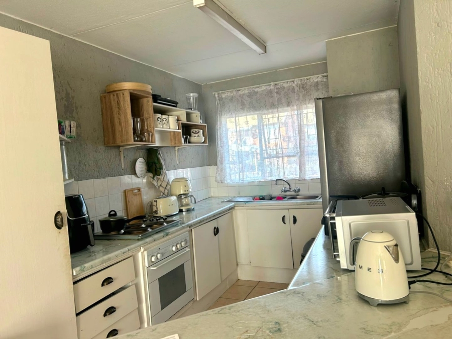 2 Bedroom Property for Sale in Pellissier Free State